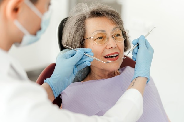Read more about the article Is a Single Dental Implant Worth It? Pros, Cons & Long-Term Value Explained